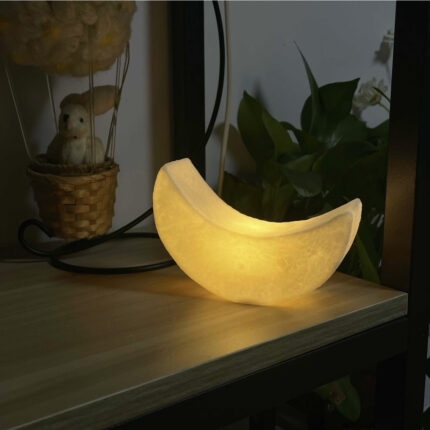 چراغ خواب مدل ماه هلالی crescent